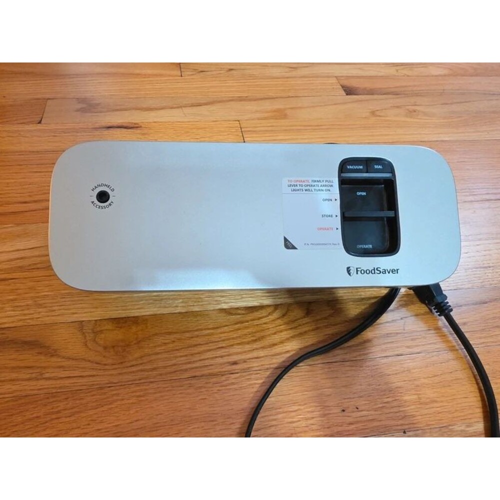 FoodSaver Vacuum Sealer VS1130 model